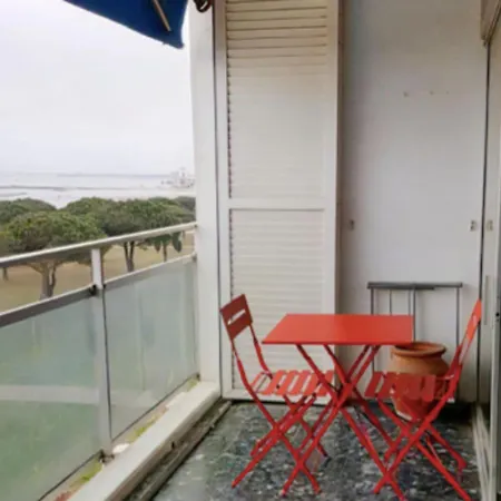Flat With Balcony Sea View Apartman Le Grau-du-Roi